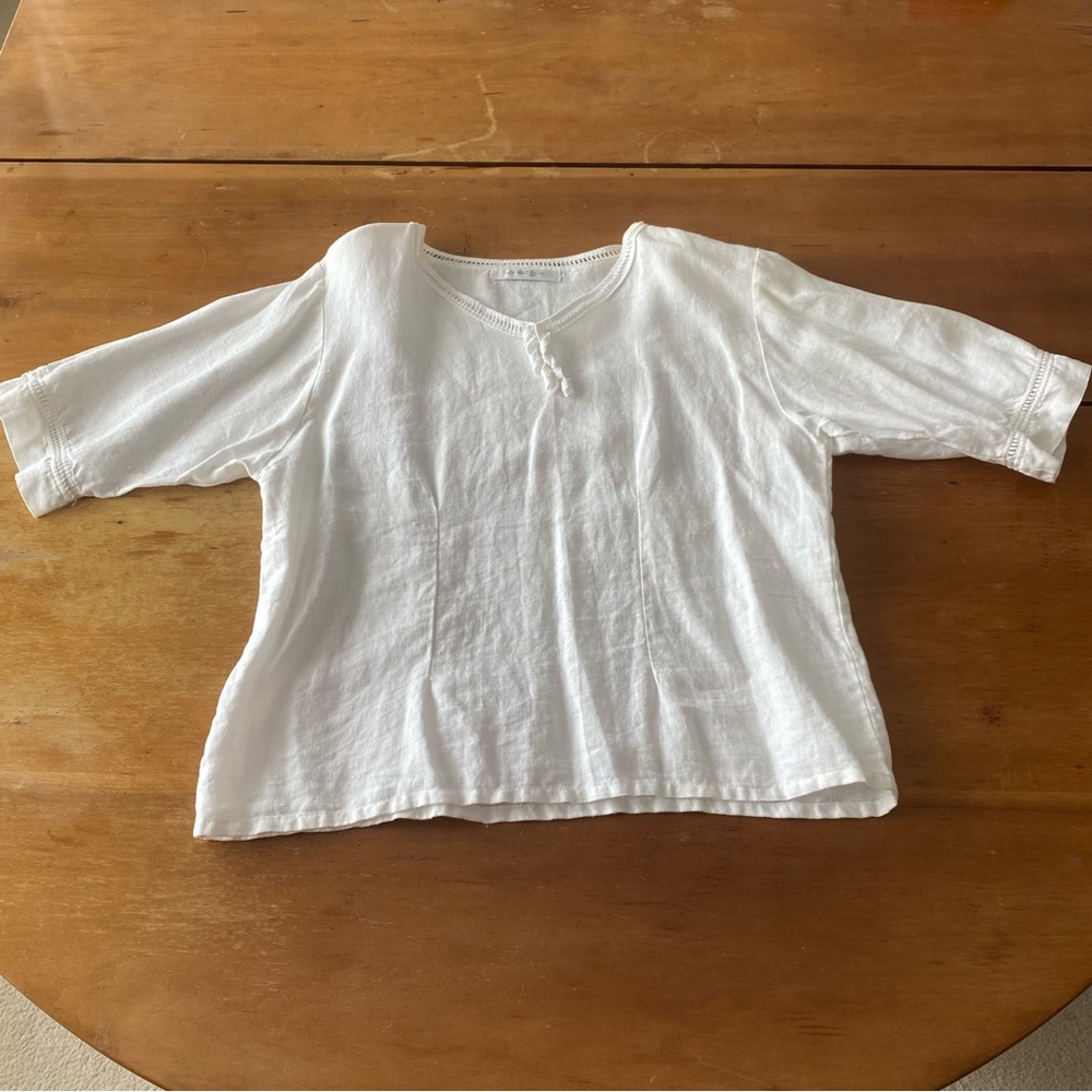 100% Linen Vintage White Short Sleeve Top Eyelet Trim Cottagecore Coastal Small